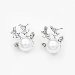 ❄️”DASHER”❄️SILVER REINDEER‎ PEARL EARRINGS